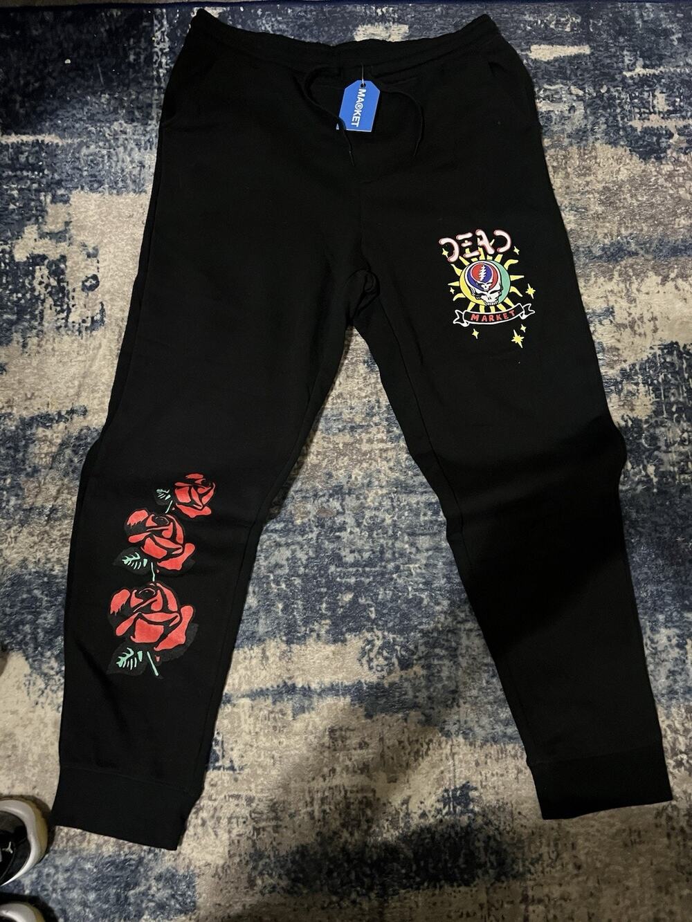 Size L- NWT Chinatown Market X Grateful Dead Bears Roses Sweatpants